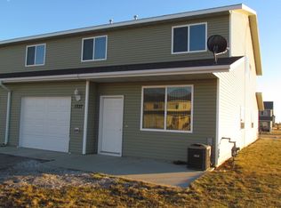 1337 34th Ave SE, Minot, ND 58701