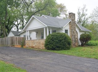 615 NW Menninger Rd, Topeka, KS 66617