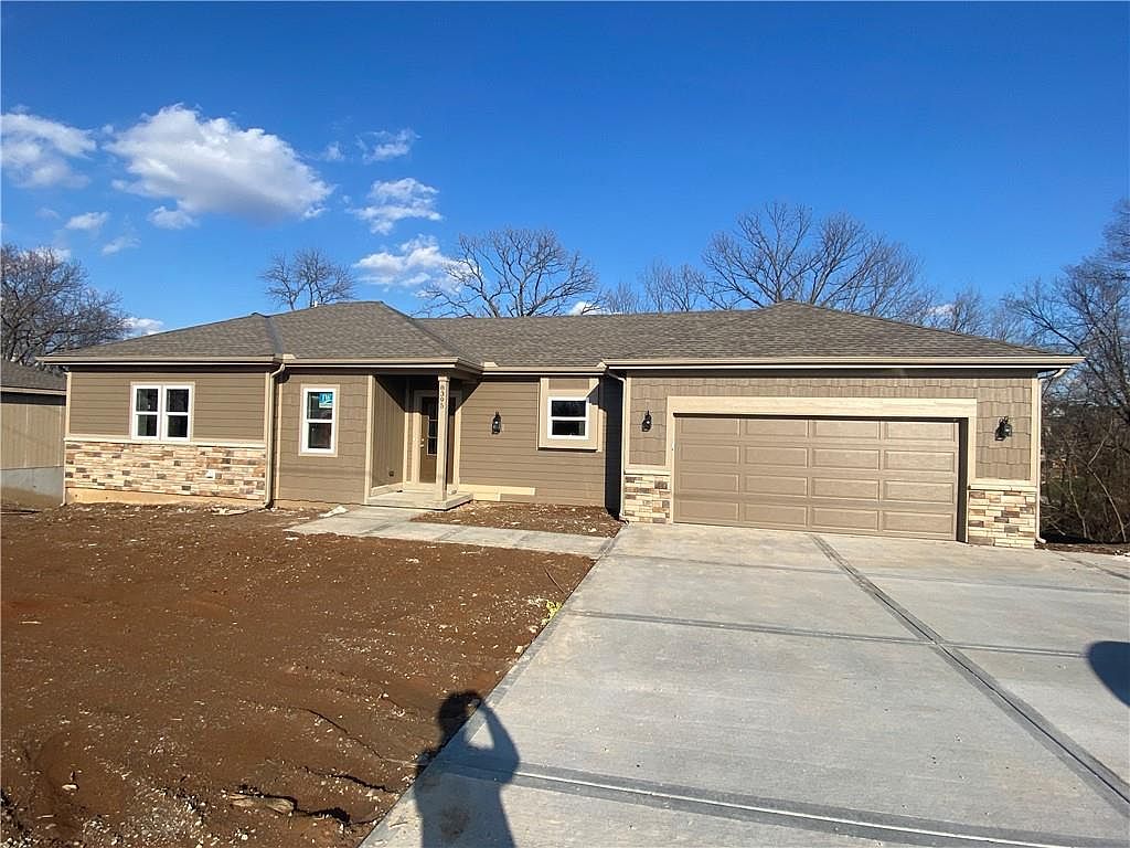 8395 Kill Creek Rd, De Soto, KS 66018 Zillow
