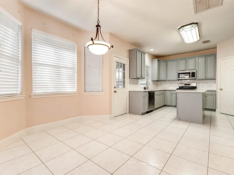 20702 Teasel Ct — Photo 18