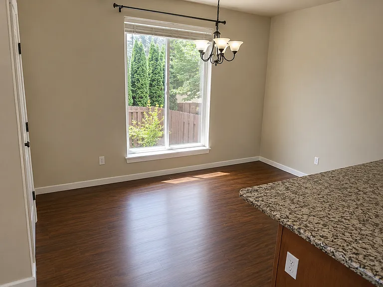 7306 W Chestnut Ave — Photo 20