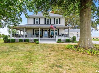 6015 Fuchs Corner Ln, New Berlin, IL 62670