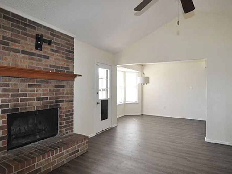405 Blue Ridge Trl — Photo 5