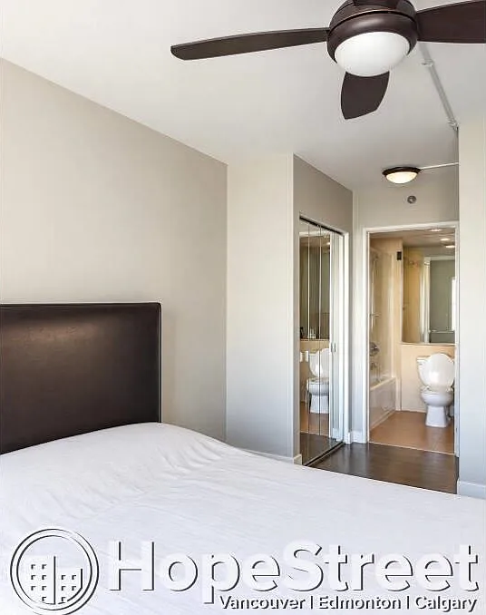 2 bed, 873 sqft, $3,300 — Photo 3