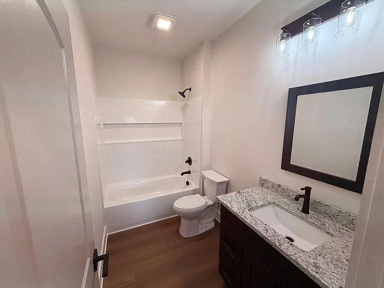 2417 Waverly St NW — Photo 7