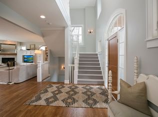 9517 Riley Lake Rd, Eden Prairie, MN 55347