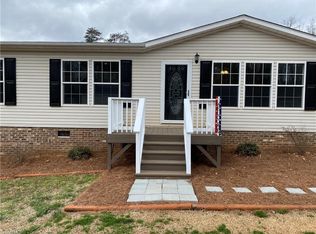 1080 Kallam Hill Rd, Sandy Ridge, NC 27046