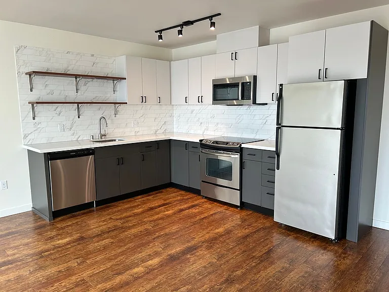The Wally Apartments — Photo 13