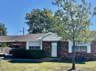 505 S Ashwood Ave, Marietta, OK 73448