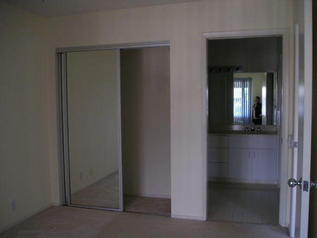 Bedroom / bathroom