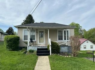 17 East St, Portsmouth, OH 45662
