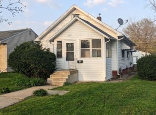 1147 Magnolia Pkwy, Waterloo, IA 50701