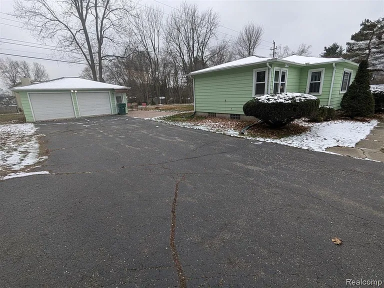 6305 Waldon Rd — Photo 14
