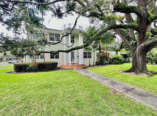 620 Palmarito Ct #1, Miami, FL 33134