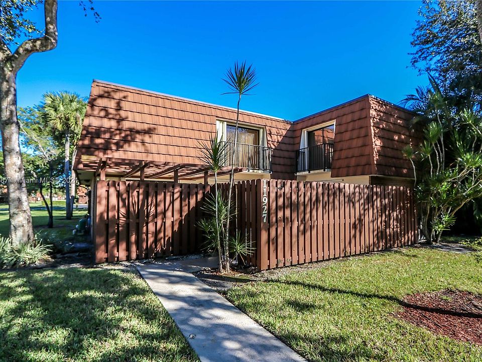 1st image of 11927 SW 9th Mnr #0