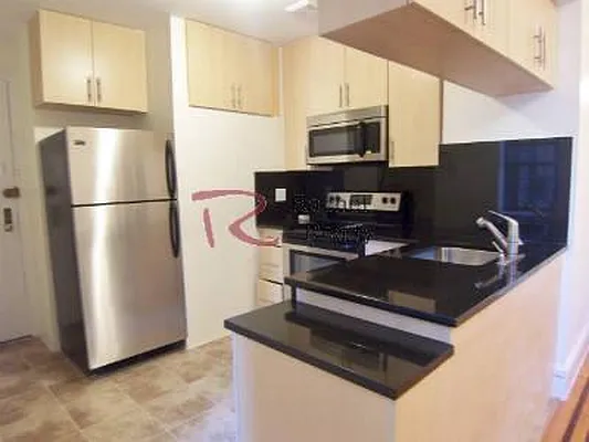 Rented by Rachel Realty | media 19