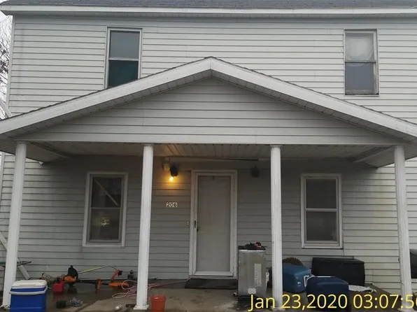 206 N 11th St, Coulterville, IL 62237