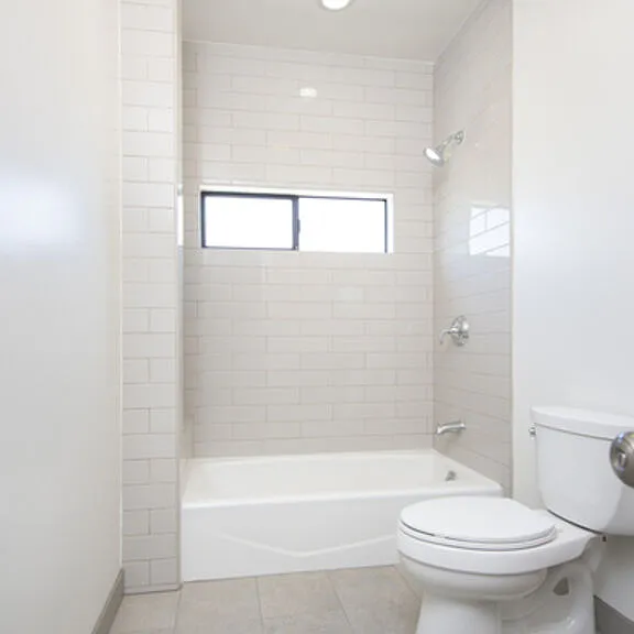 751 N Croft Ave #1/2 — Photo 13