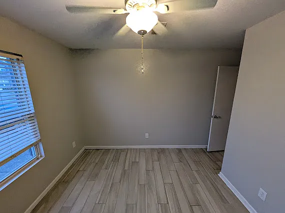 306 Kenneth Blvd NW — Photo 8
