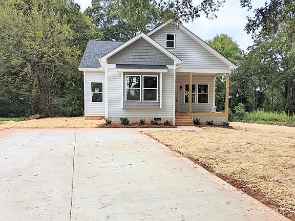 3rd image of 218 Bynum Ave
