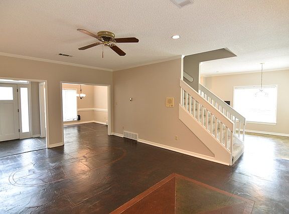5th image of 10577 Flemings Dr