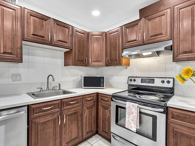 620 NW 13th St #160 — Photo 14