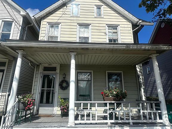 2nd image of 62 Brown St