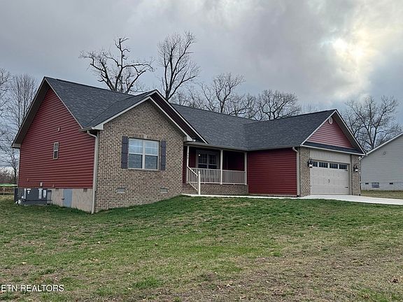 2nd image of 348 Colby Cir