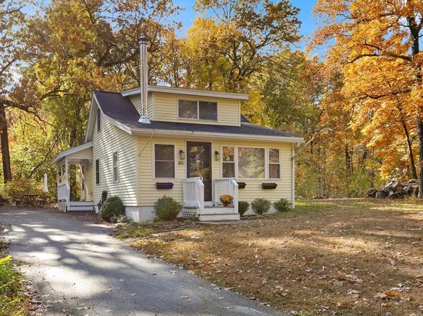 80 Brandy Brow Rd, Haverhill, MA 01830