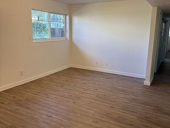 4th image of 1388 N 1300 W