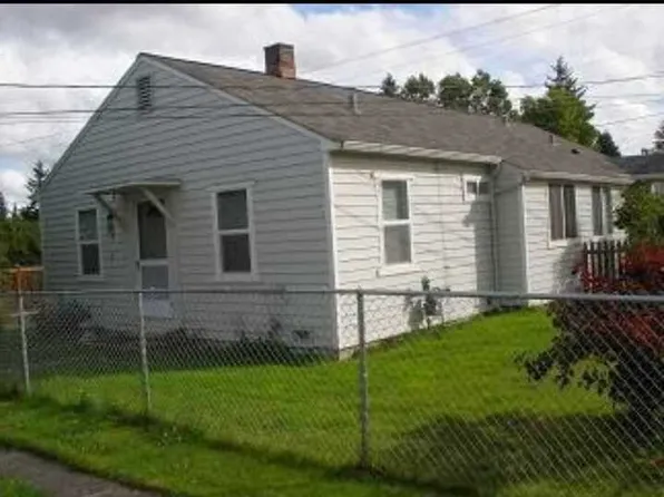 1009B Woodlawn Ave #B, Everett, WA 98203