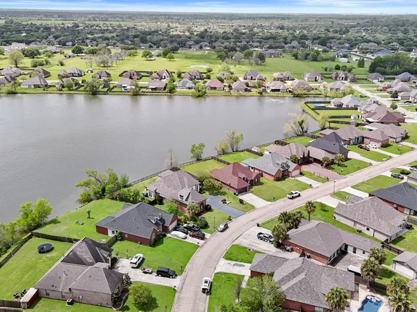 41227 Colonial Dr, Sorrento, LA 70778