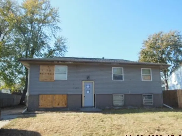 3600 Ramelle Dr, Council Bluffs, IA 51501
