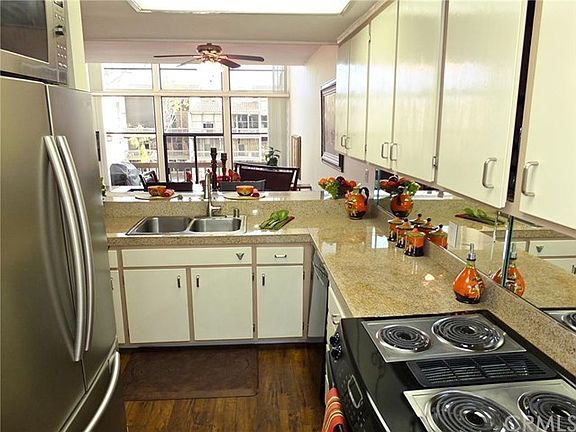 Tons of counter space!