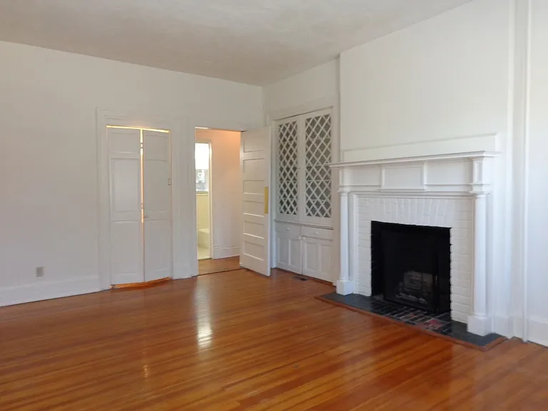 833 Westover Ave — Photo 3