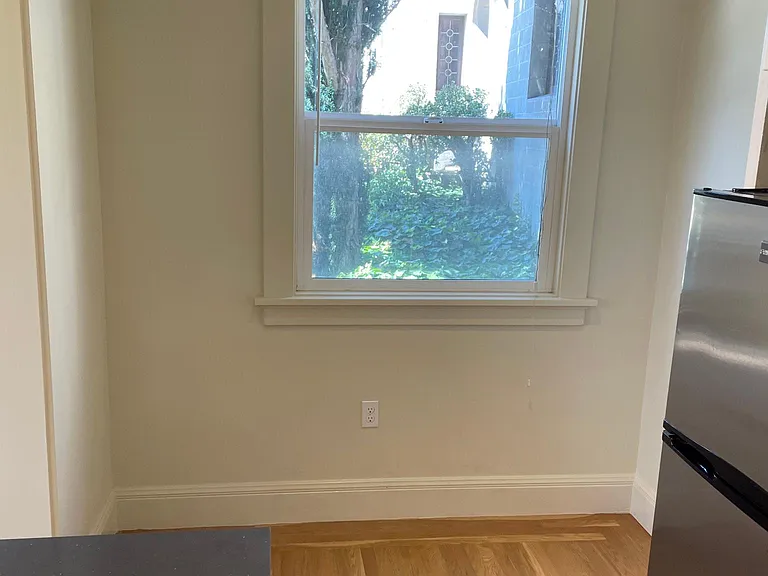 1525 Spruce St #22 — Photo 10