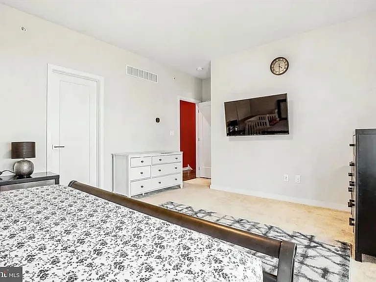 604 McNair Dr — Photo 12