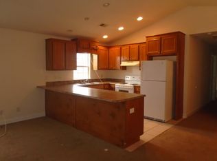 506 Club Villa Ct APT 1, Kathleen, GA 31047