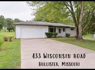 433 Wisconsin Rd, Hollister, MO 65672
