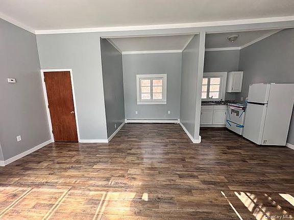 2nd image of 9 Elm Road