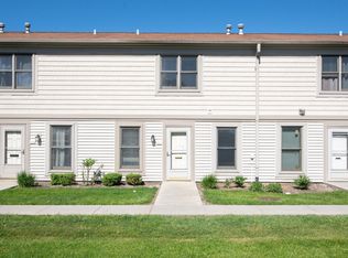 1596 Manchester Dr UNIT 1596, Hoffman Estates, IL 60169