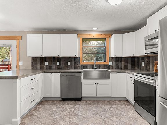 4th image of 17606 N Michael Rd