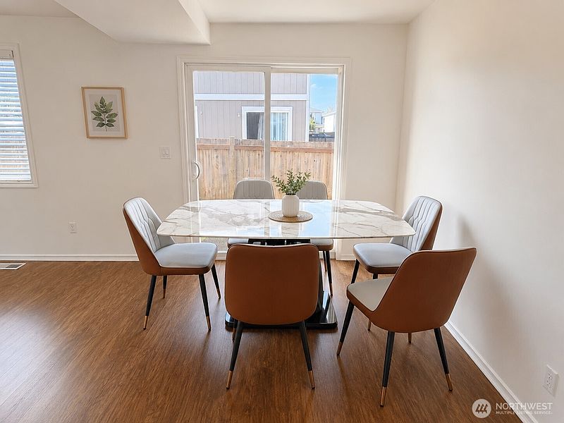 4th image of 14916 45th Drive NE #233