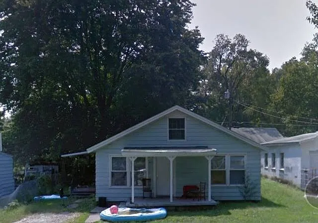 513 Alabama Ave photo 1