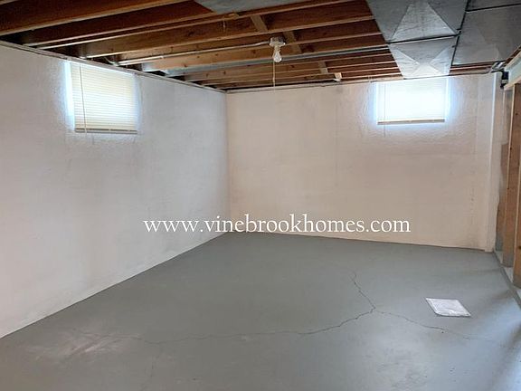 4th image of 3225 Avenue I