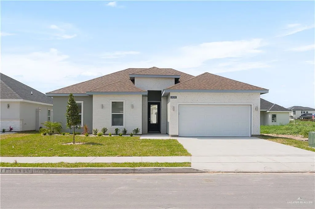 3 bed, 2.0 bath, 1550 sqft, $1,799 — Photo 1