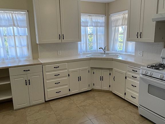 2nd image of 4418 Mataro Dr