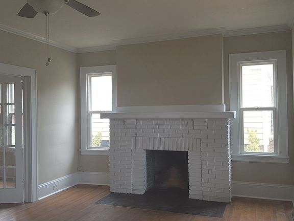 2nd image of 900 Walnut Ave