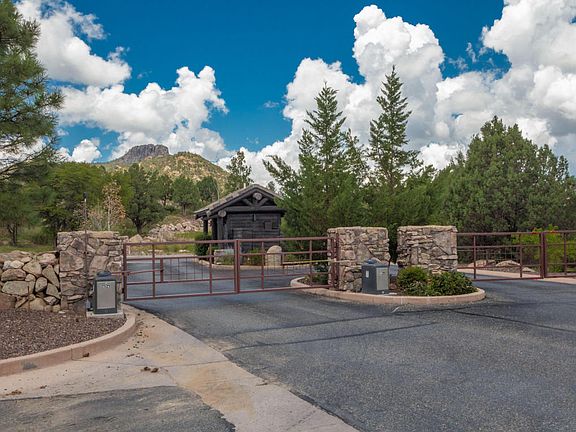 4th image of 1723 Conifer Ridge Ln