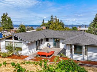 614 Pierce Ln NE, Tacoma, WA